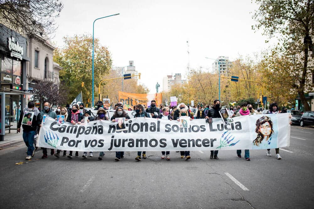 Campaña Nacional Somos Lucía: margaritas a los chanchos