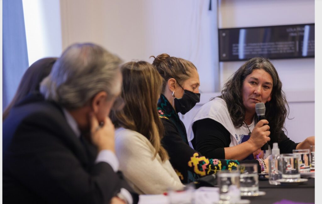 El presidente Alberto Fernández recibió a las familias víctimas de femicidios