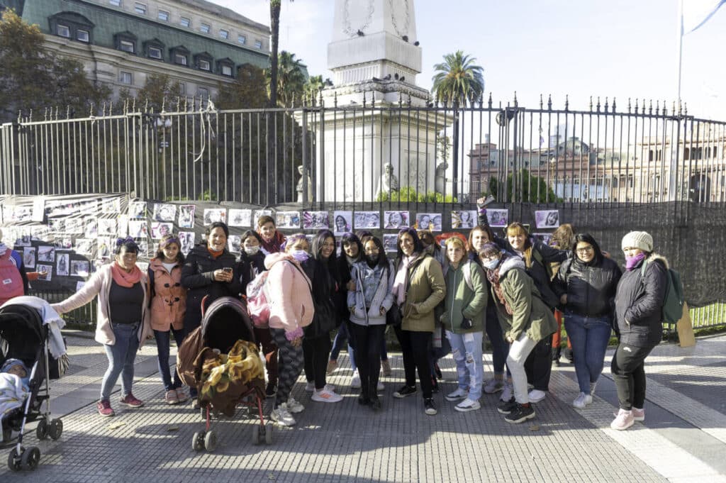 La acción y la emoción en la Plaza de Mayo: Ni una más