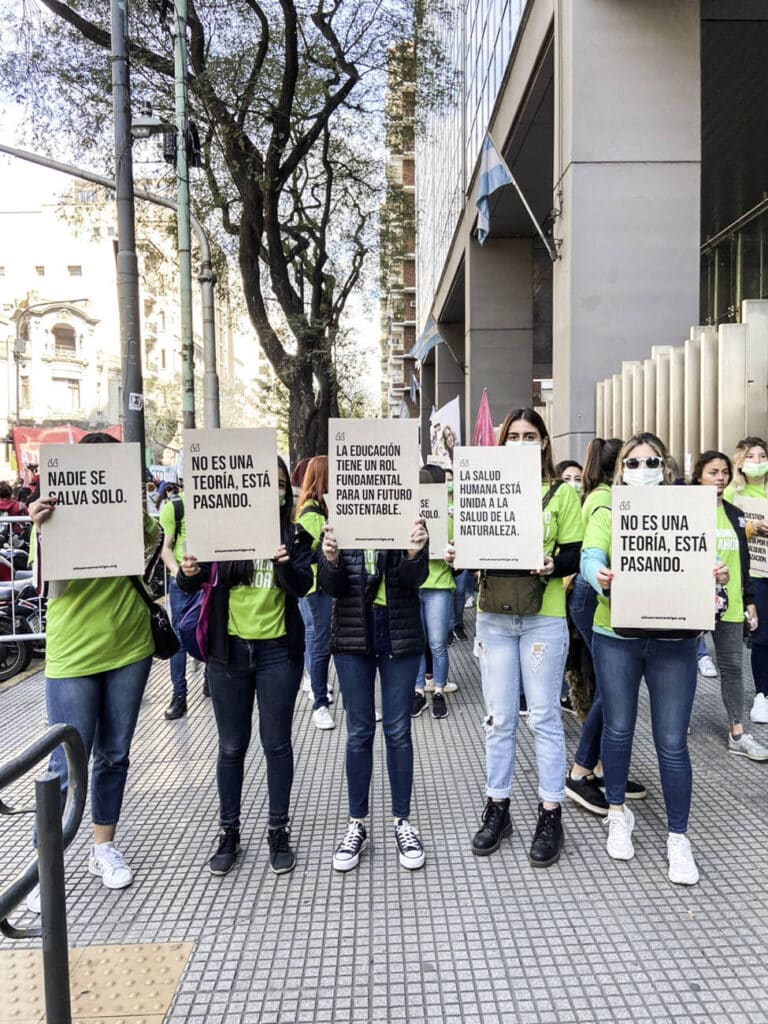 Otra semana de incendios sin ley: el Congreso vuelve a dilatar la Ley de Humedales