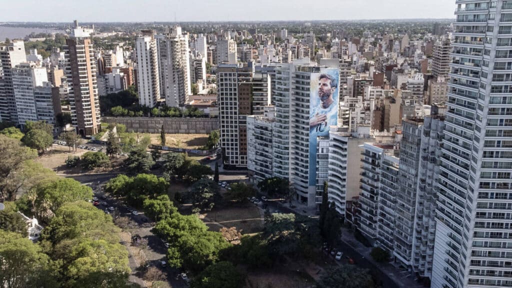 El contexto de la amenaza a Messi en Rosario: narco Estado, violencia, femicidios y extractivismo