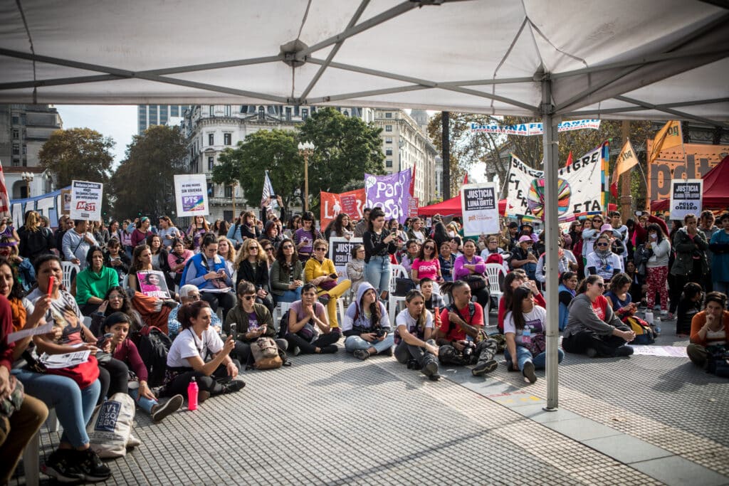 3J: El Nunca Más del Ni Una Menos, con una asamblea histórica de Familiares Víctimas de Femicidios en Plaza de Mayo
