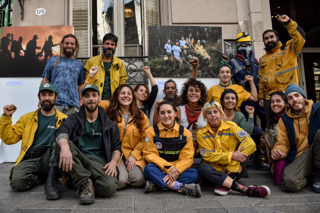 Arde Córdoba: una campaña y un libro para organizarse contra los incendios forestales y políticos