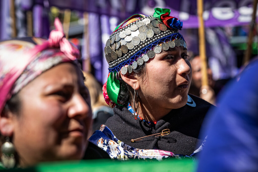 Las voces del Encuentro Plurinacional en Bariloche: aborto legal y marcha contra los travesticidios 