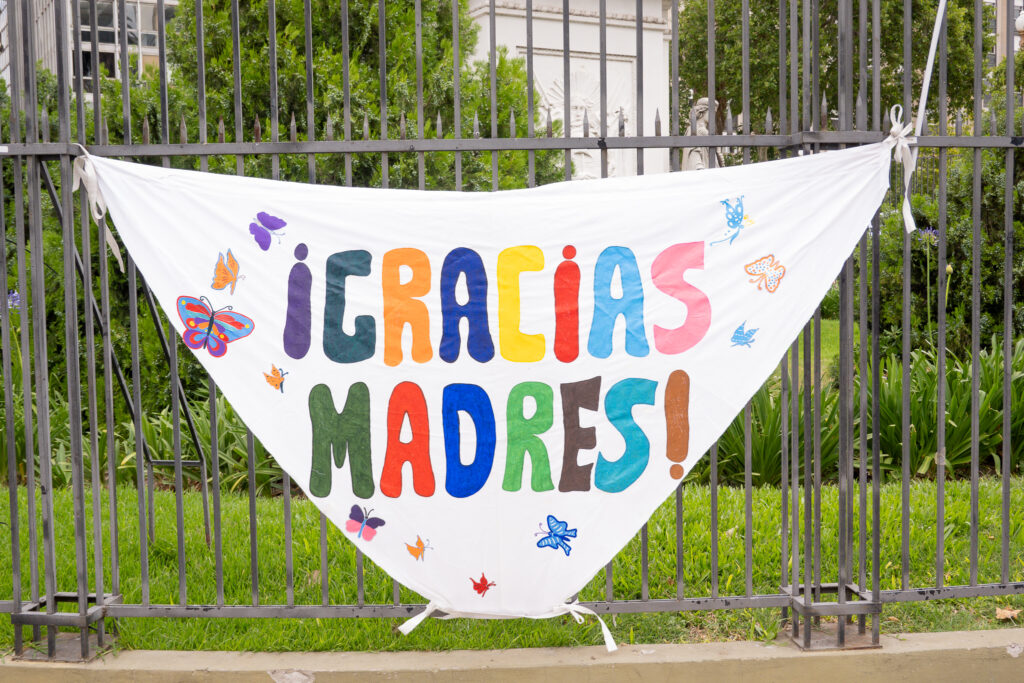 Lo que dice una de las Madres de Plaza de Mayo en la ronda: «Me tienen podrida»