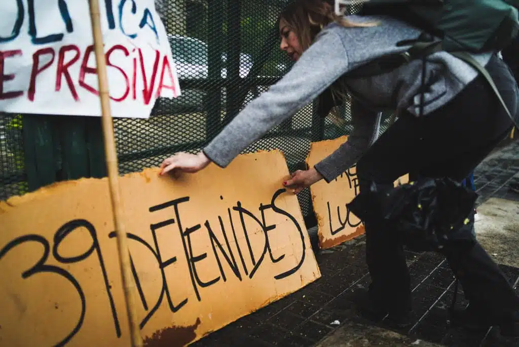 Qué es la libertad: Ley Bases, detenciones y después