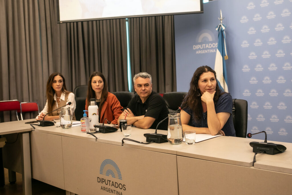 Del dolor a la organización: presentación del proyecto de Periodistas Argentinas sobre acoso sexual en ámbitos laborales y académicos