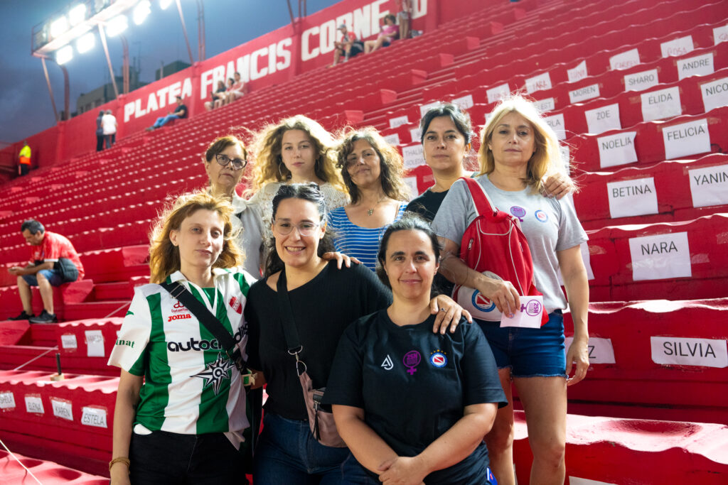 La conmovedora acción contra los femicidios en el estadio Maradona de Argentinos Juniors