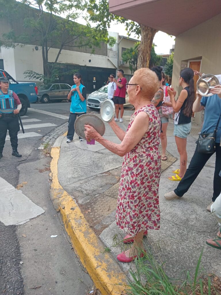 Frente a la estafa, asamblea