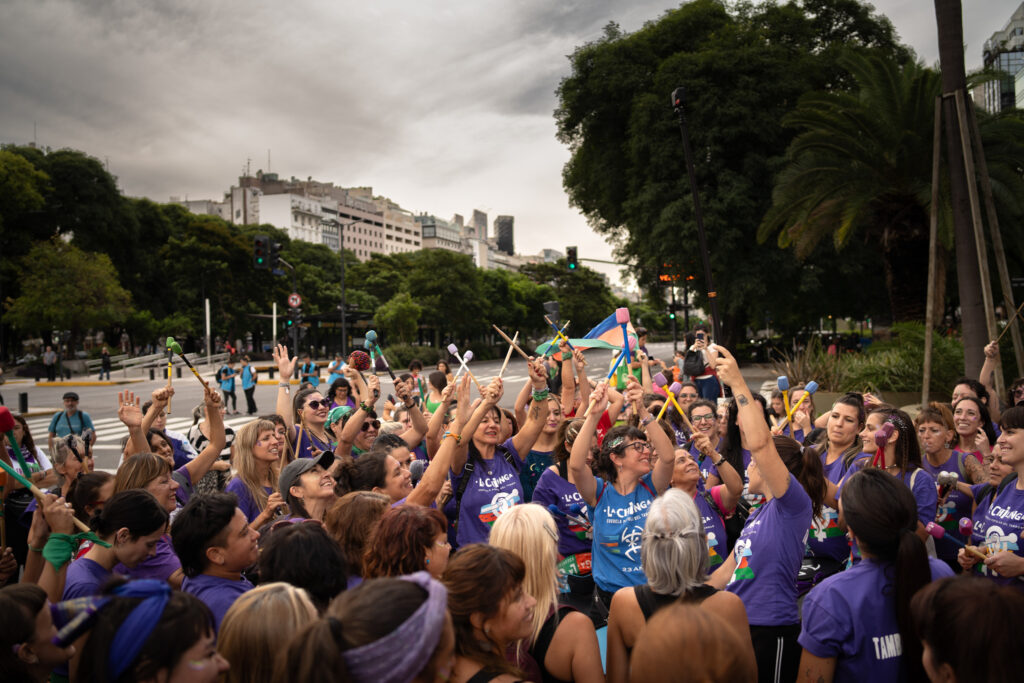 Diez cuadras de feminismo