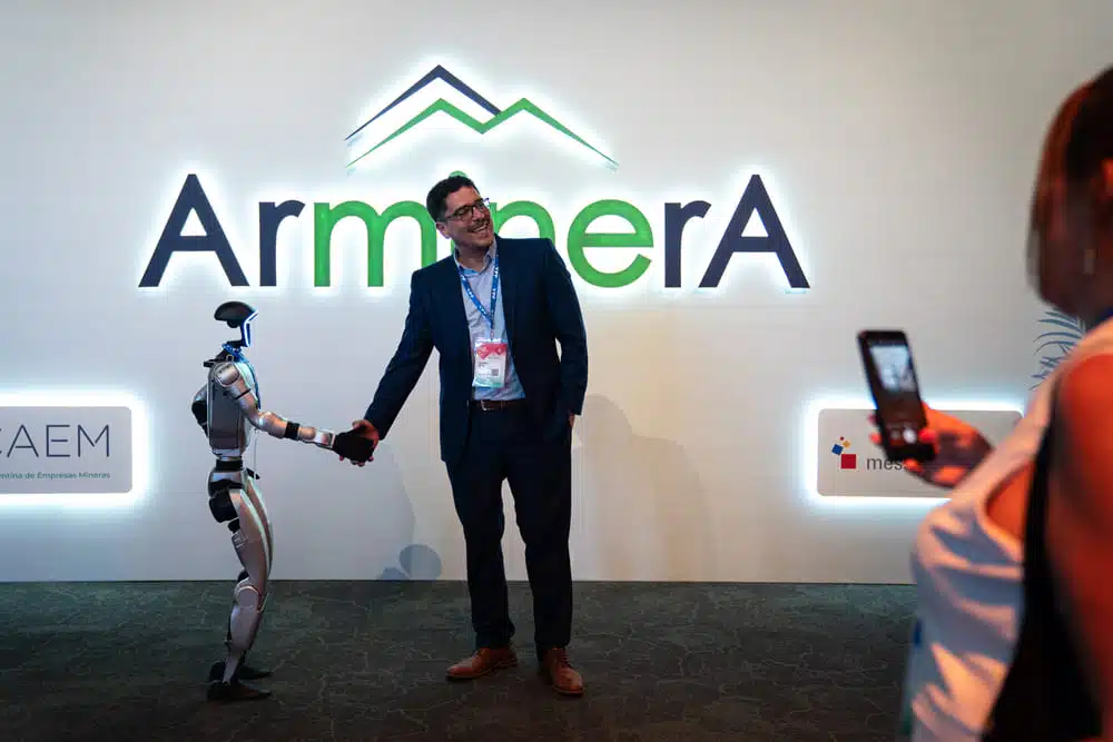 Arminera 2025: stand up minero