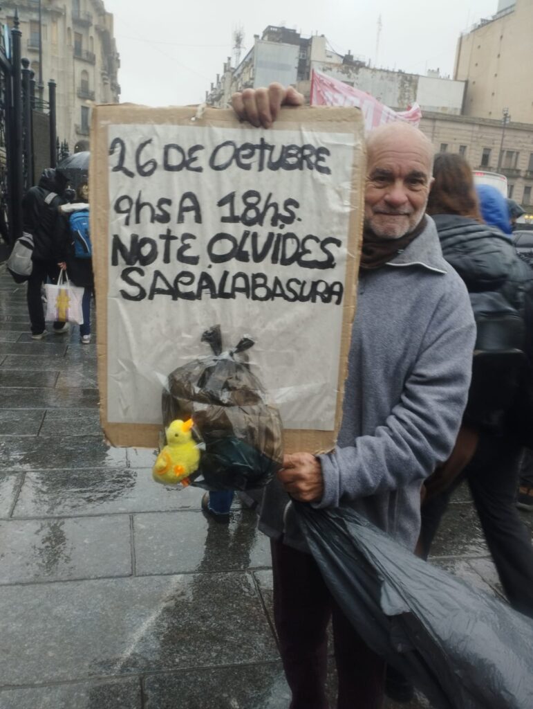 Llueva o truene: otro miércoles de gases, coreografía y resistencia