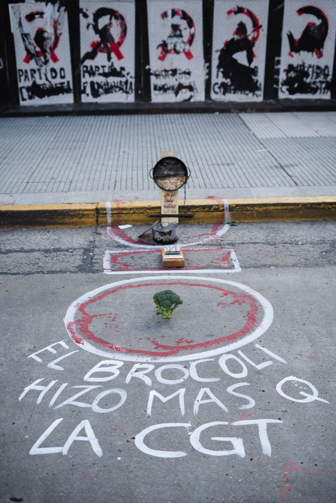 Marcha de jubilados: el arte de la rebeldía