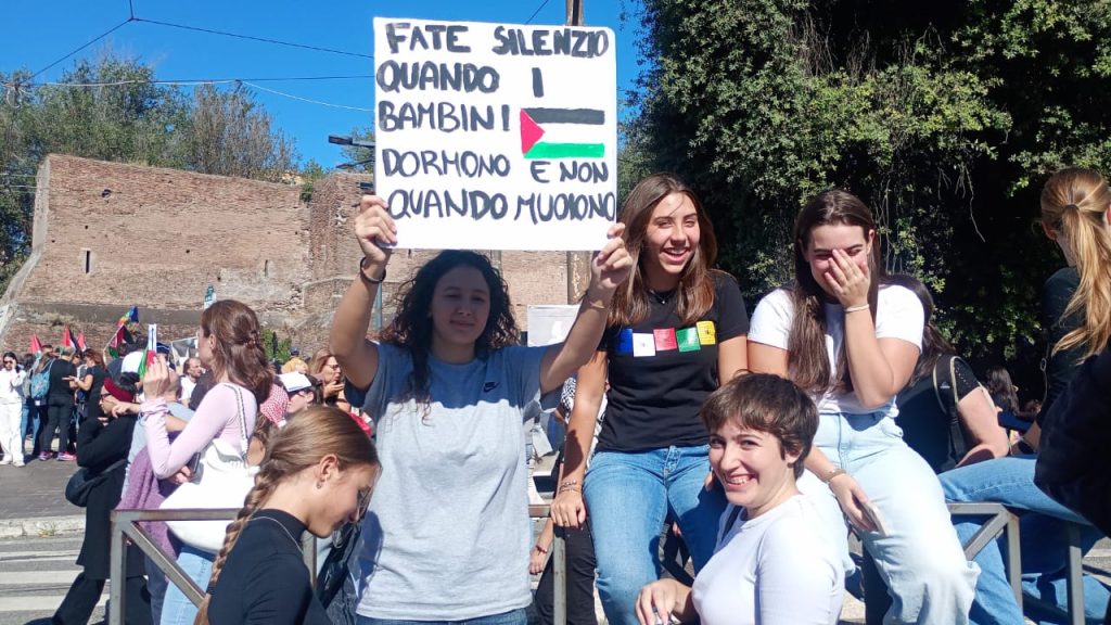 Desde Roma: la sociedad contra la guerra