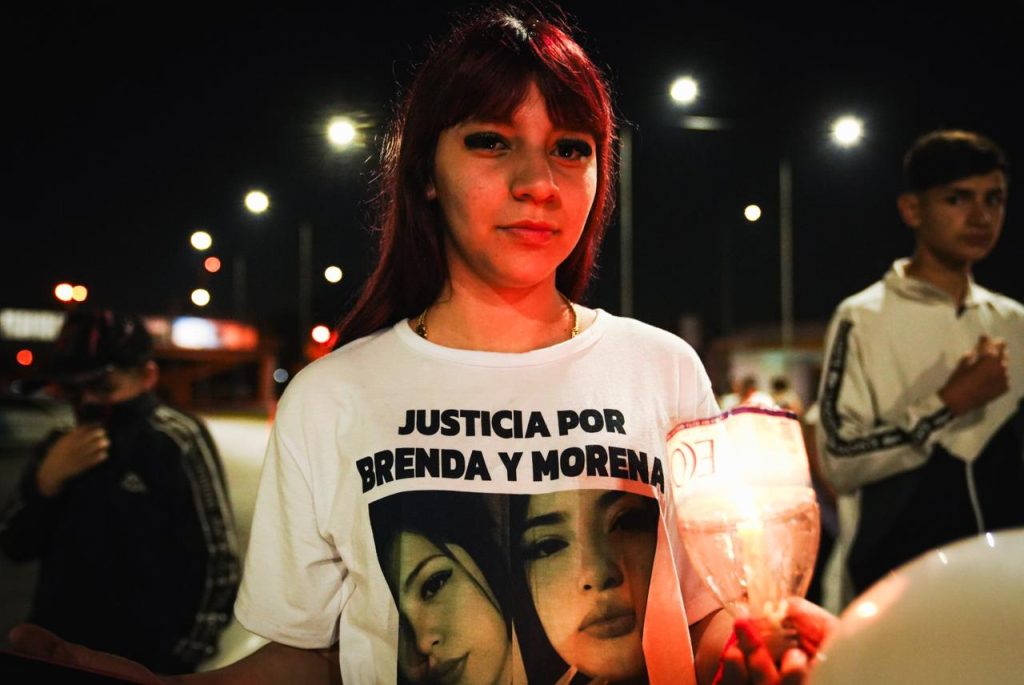 Lara, Brenda, Morena: Las velas del silencio