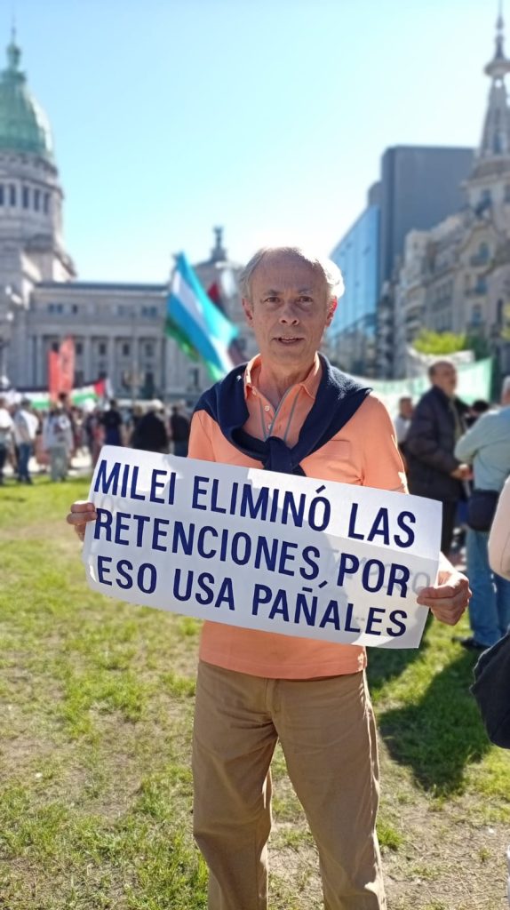 Marcha de jubilados: guerra, paz y fernet