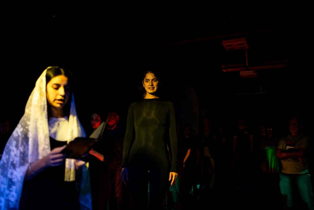 Oraciones, entre la cruz y la raya: un ritual para presentar el nuevo libro del Observatorio Lucía Pérez