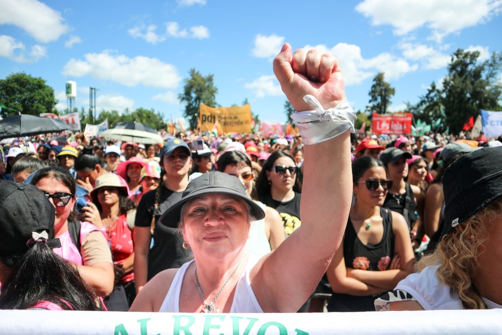 38º Encuentro Plurinacional: primer día,  dos milagros