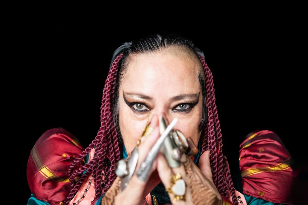 Modo Ekeka: María Galindo con MU