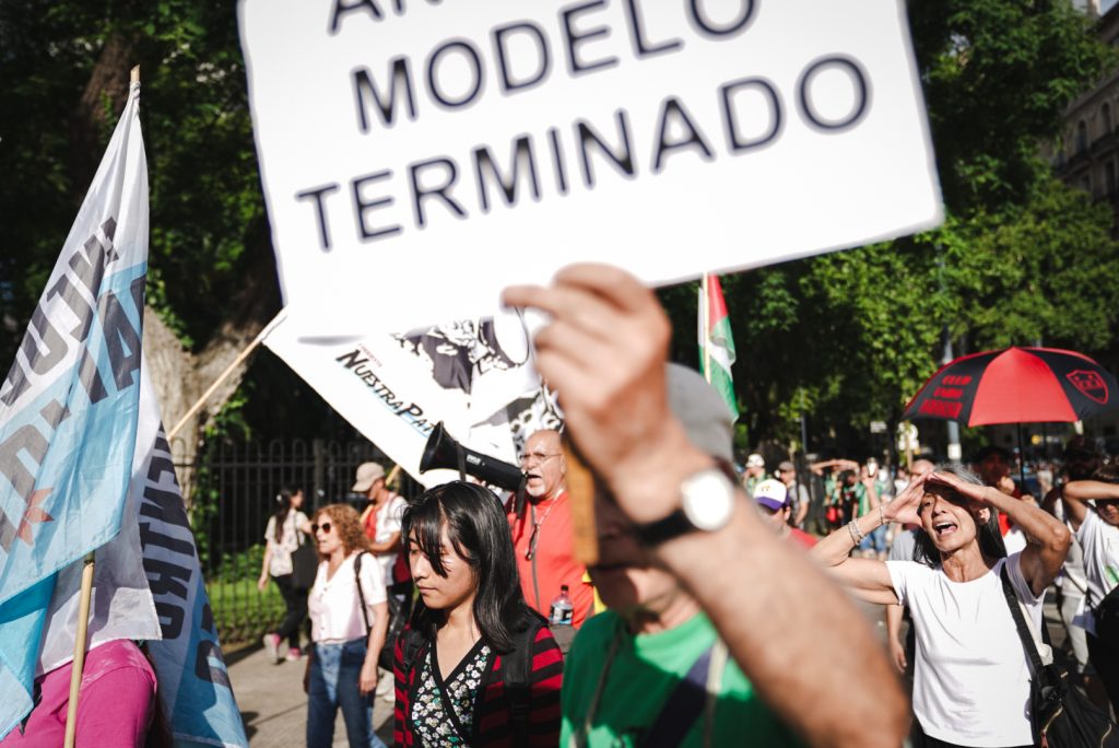 Marcha de jubilados: el papelón vs. la solidaridad