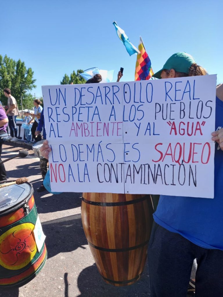 Mendoza en caravana hacia la capital provincial contra el proyecto minero San Jorge