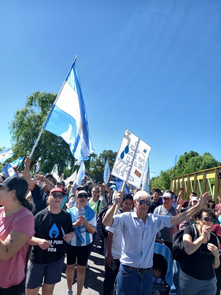 Mendoza en caravana hacia la capital provincial contra el proyecto minero San Jorge