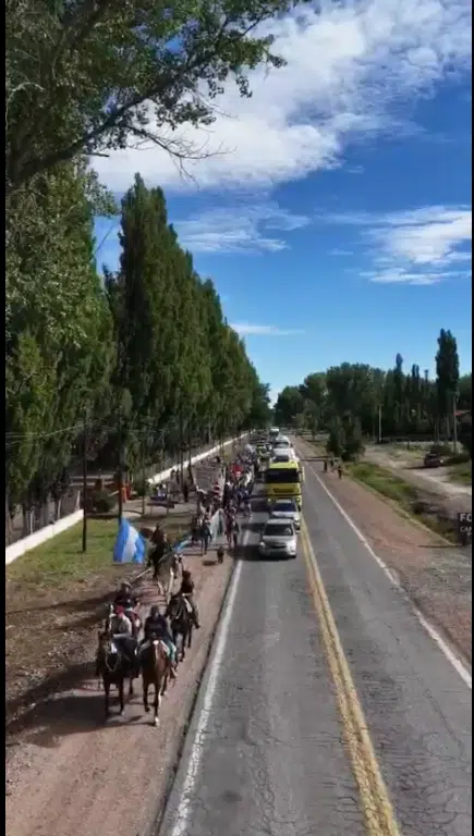 Mendoza en caravana hacia la capital provincial contra el proyecto minero San Jorge