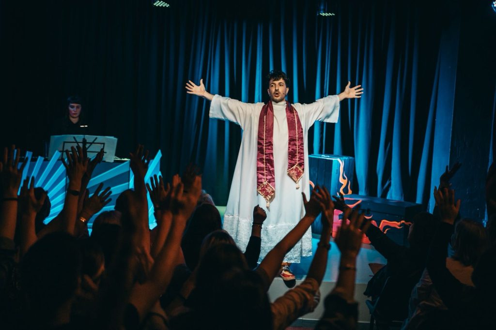 Mariano Magnifico: Actor, bailarín y examinador del lenguaje