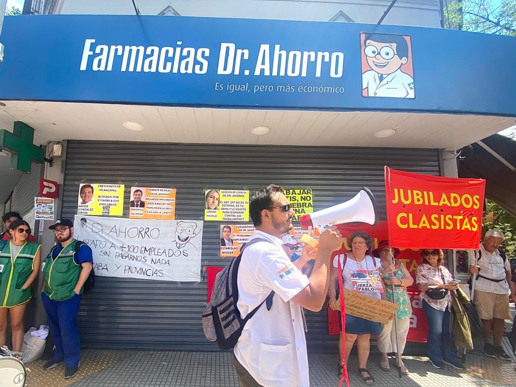 El Congreso en la playa, los jubilados en la calle: atardecer de otro miércoles agitado