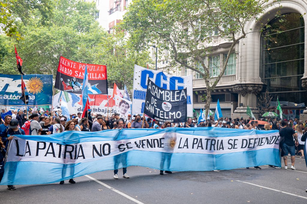 La explotación laboral es ley