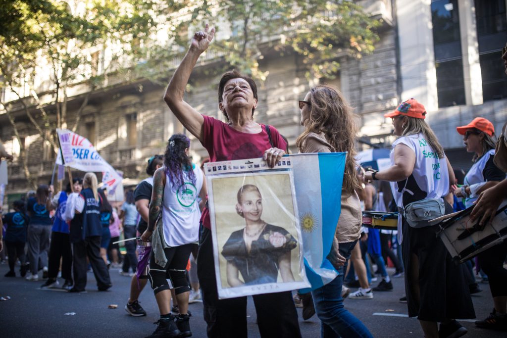 “Acá están las mujeres que enfrentan a Milei”