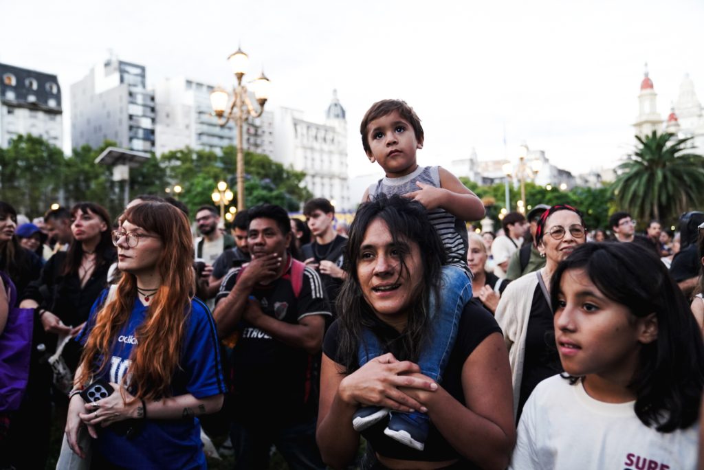La plaza que celebró la vida