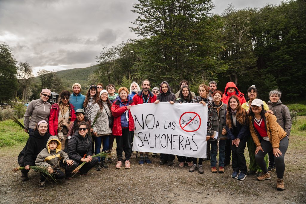 MU 212: El fin de un mundo