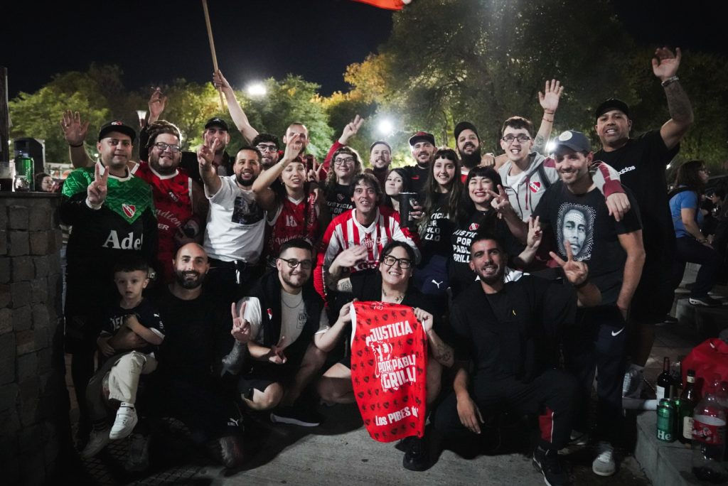 «Que sea fiesta»: la emotiva vuelta al barrio