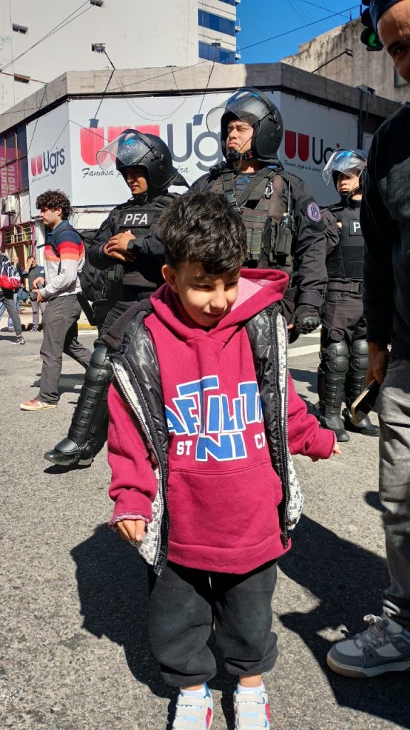 Movilización “disca” con una noticia para el gobierno: “Existimos”