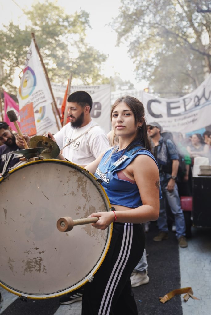 La Ley de la calle: masiva movilización para que se aplique el financiamiento universitario