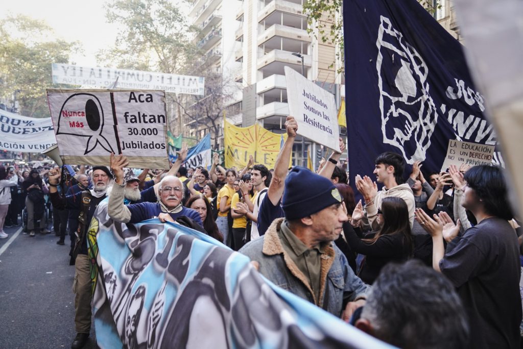 La Ley de la calle: masiva movilización para que se aplique el financiamiento universitario