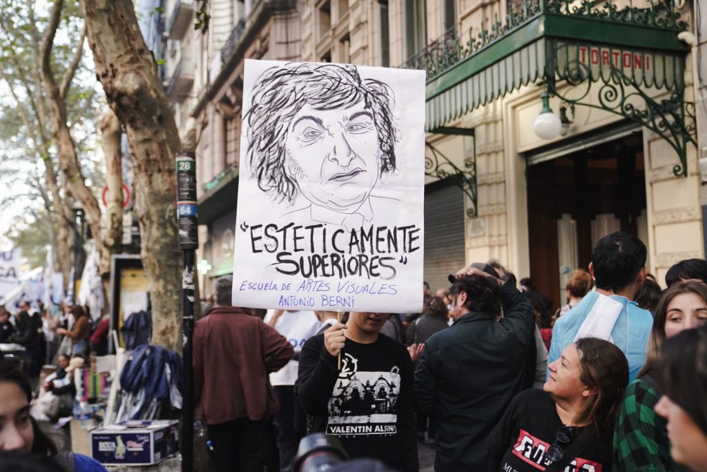 La Ley de la calle: masiva movilización para que se aplique el financiamiento universitario