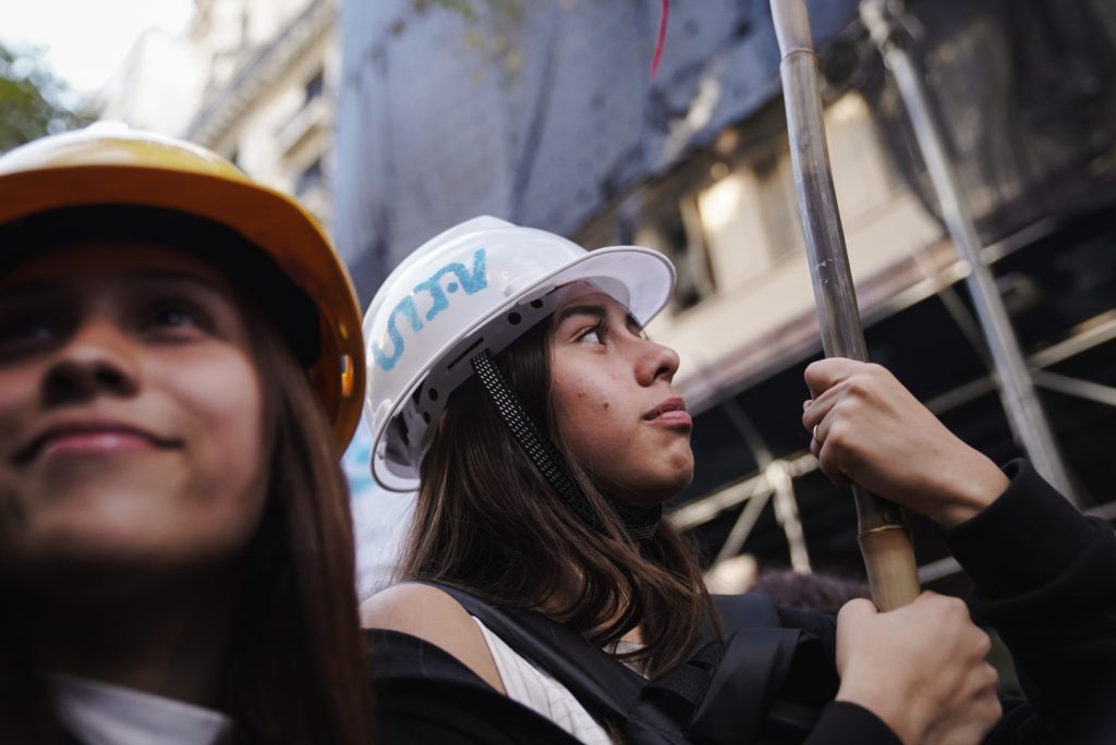 La Ley de la calle: masiva movilización para que se aplique el financiamiento universitario