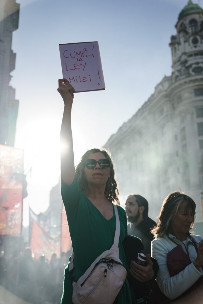 La Ley de la calle: masiva movilización para que se aplique el financiamiento universitario