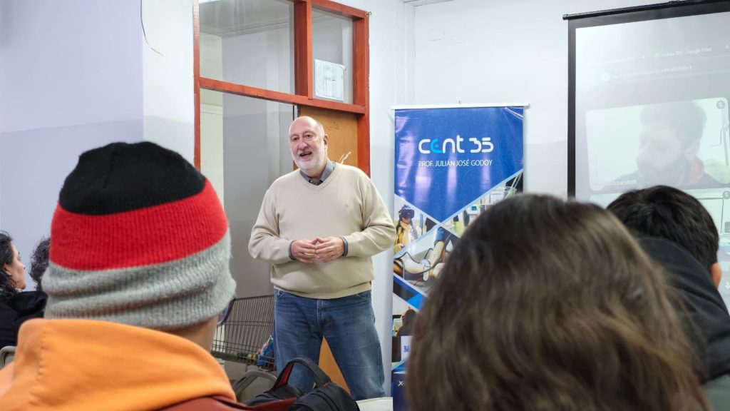 Tierra del Fuego: presentación de «Fin de un mundo», edición especial de la Revista MU