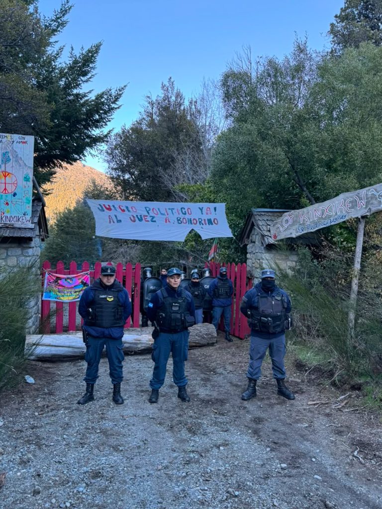 Neuquén: desalojo de una comunidad mapuche y caravana provincial este sábado