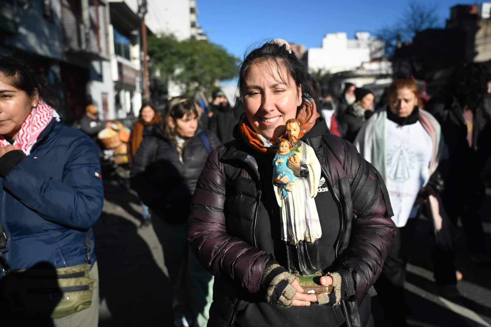 San Cayetano: el espejo del presente