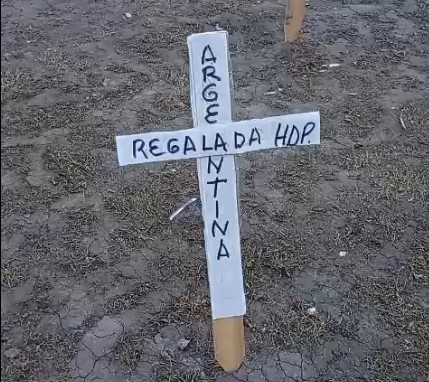 Marcha de jubilados: la cruz del sur
